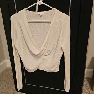 Splendid Cream V-Neck Sweater with Gathered Front